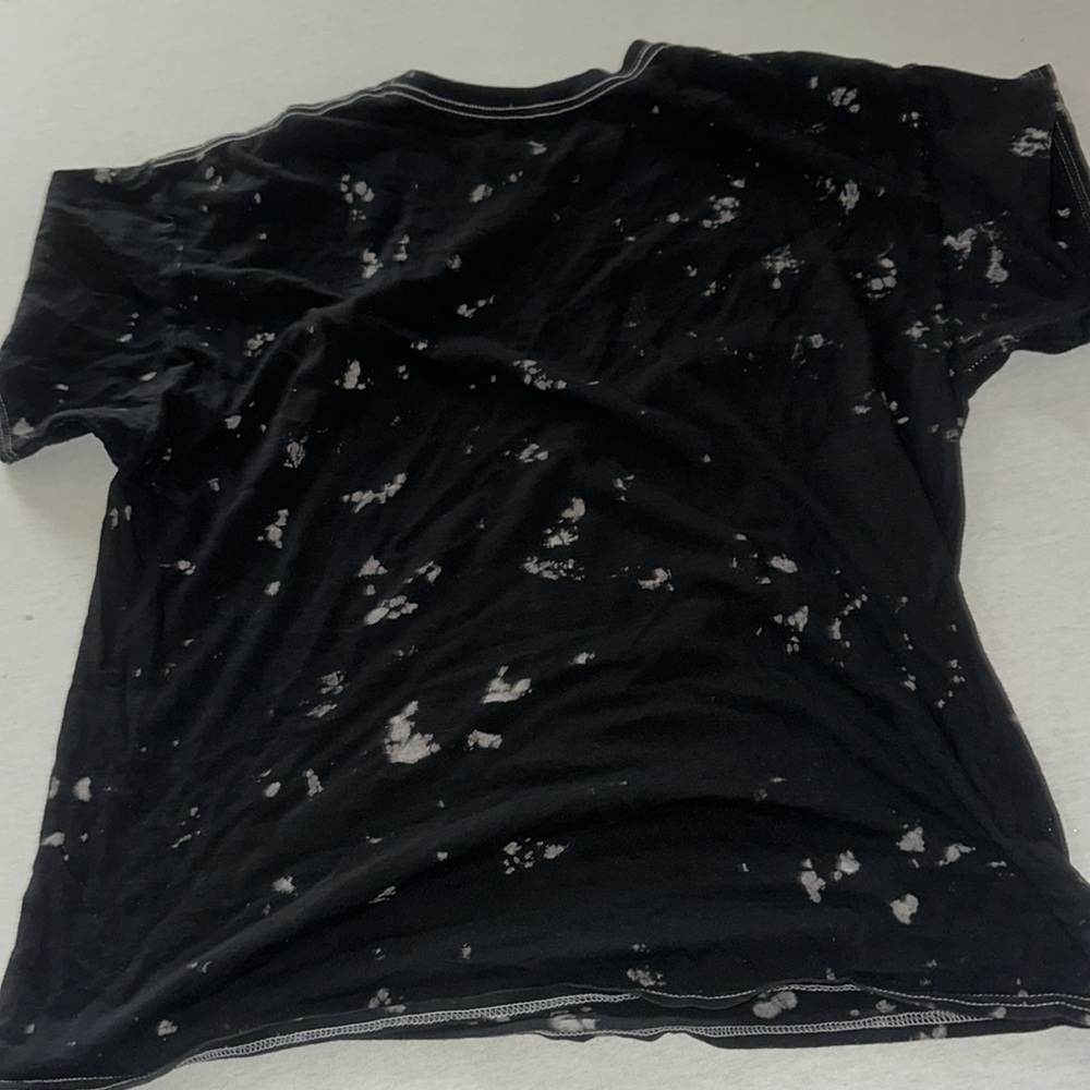 Womens Size Large Britney Spears Black Graphic Tee. - Picture 3 of 3